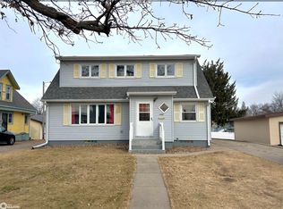 1705 Summit St, Marshalltown, IA