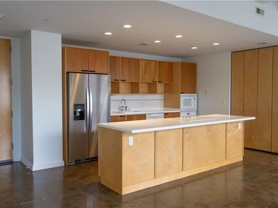 21 W 10th St APT 5A, Kansas City, MO, 64105