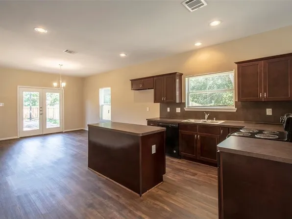 8134 Cabot St #B, Houston, TX 77078