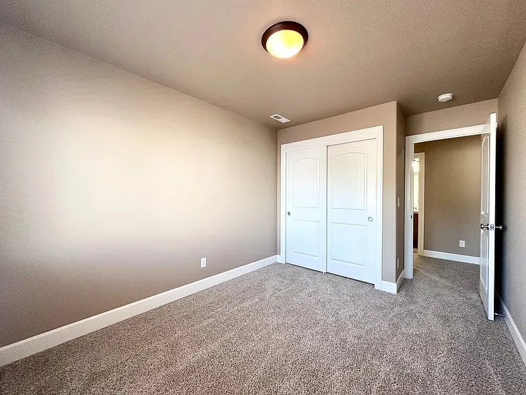 19021 Village Blvd — Photo 25