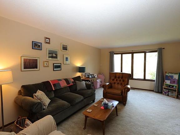 4th image of 4308 Jay Cir