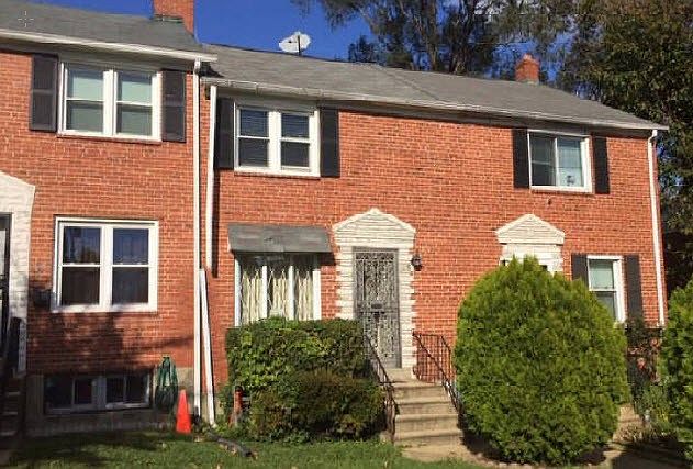 2nd image of 1050 Cameron Rd
