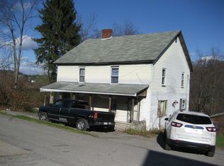 422 Back St, Dunbar, PA 15431