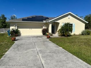 11355 Finch Rd, Weeki Wachee, FL 34613