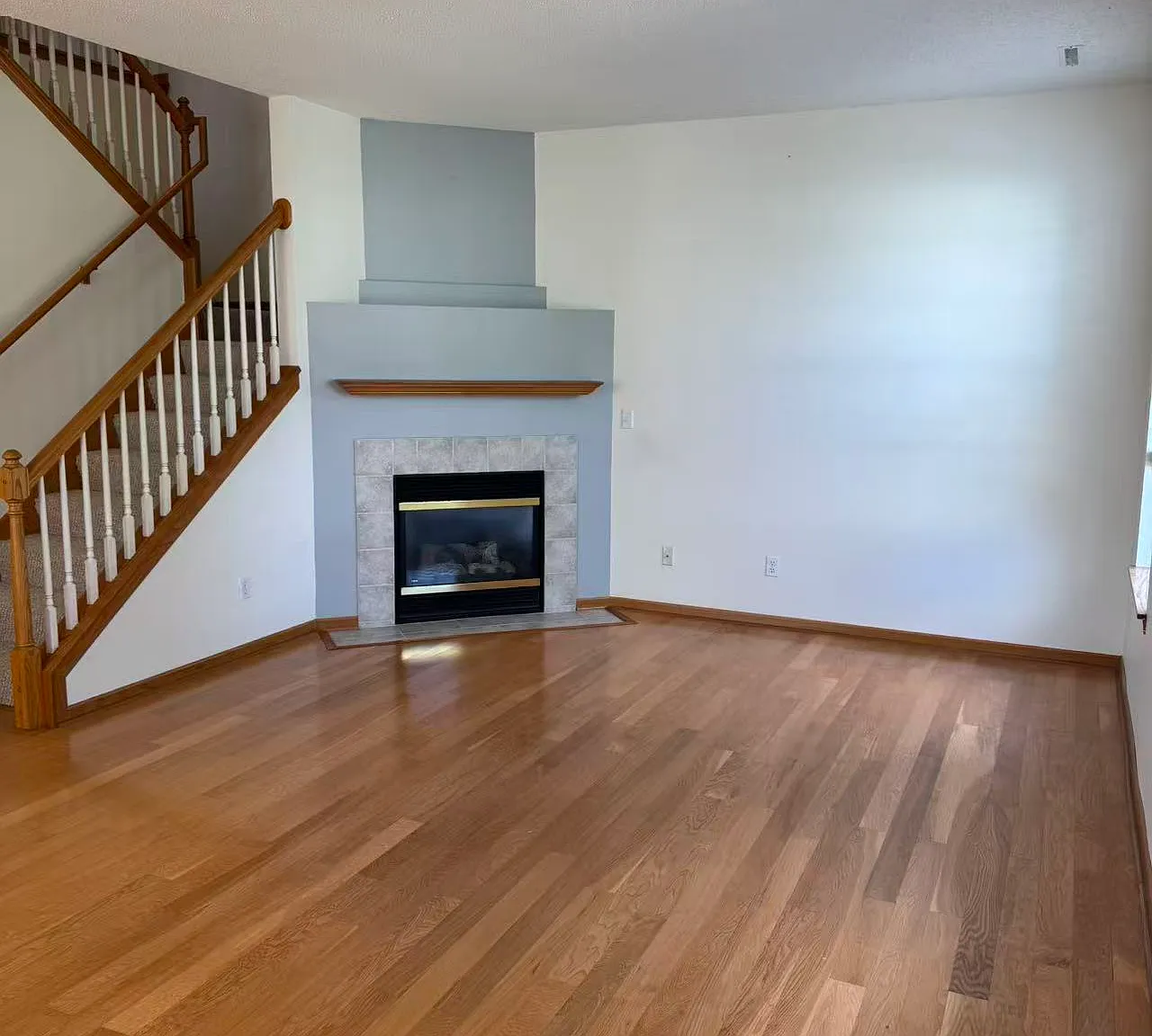 3 bed, 1600 sqft, $1,950 — Photo 3