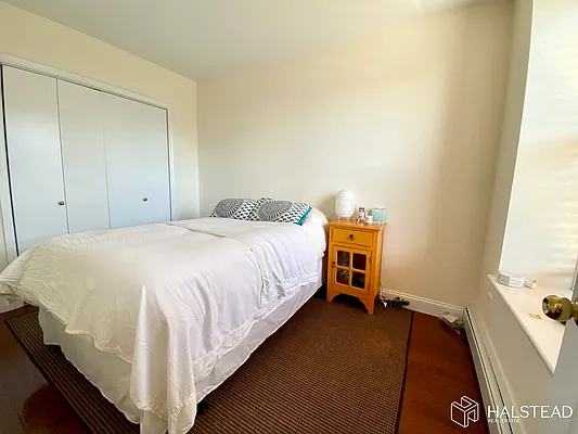 Rented by Halstead Real Estate | media 20