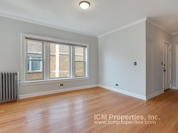 2nd image of 1968 W Leland Ave #2