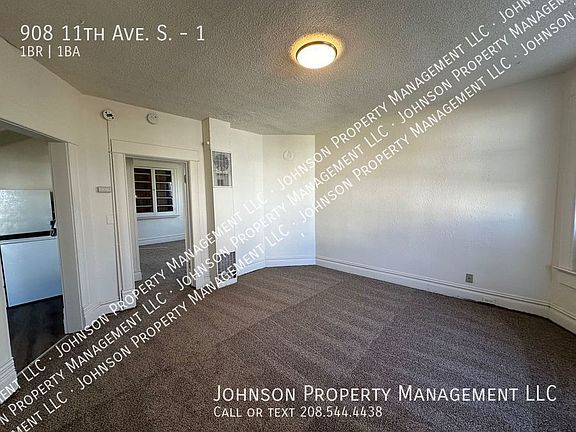 4th image of 908 11th Ave S APT 1