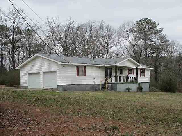 1st image of 195 Maney Dr NE