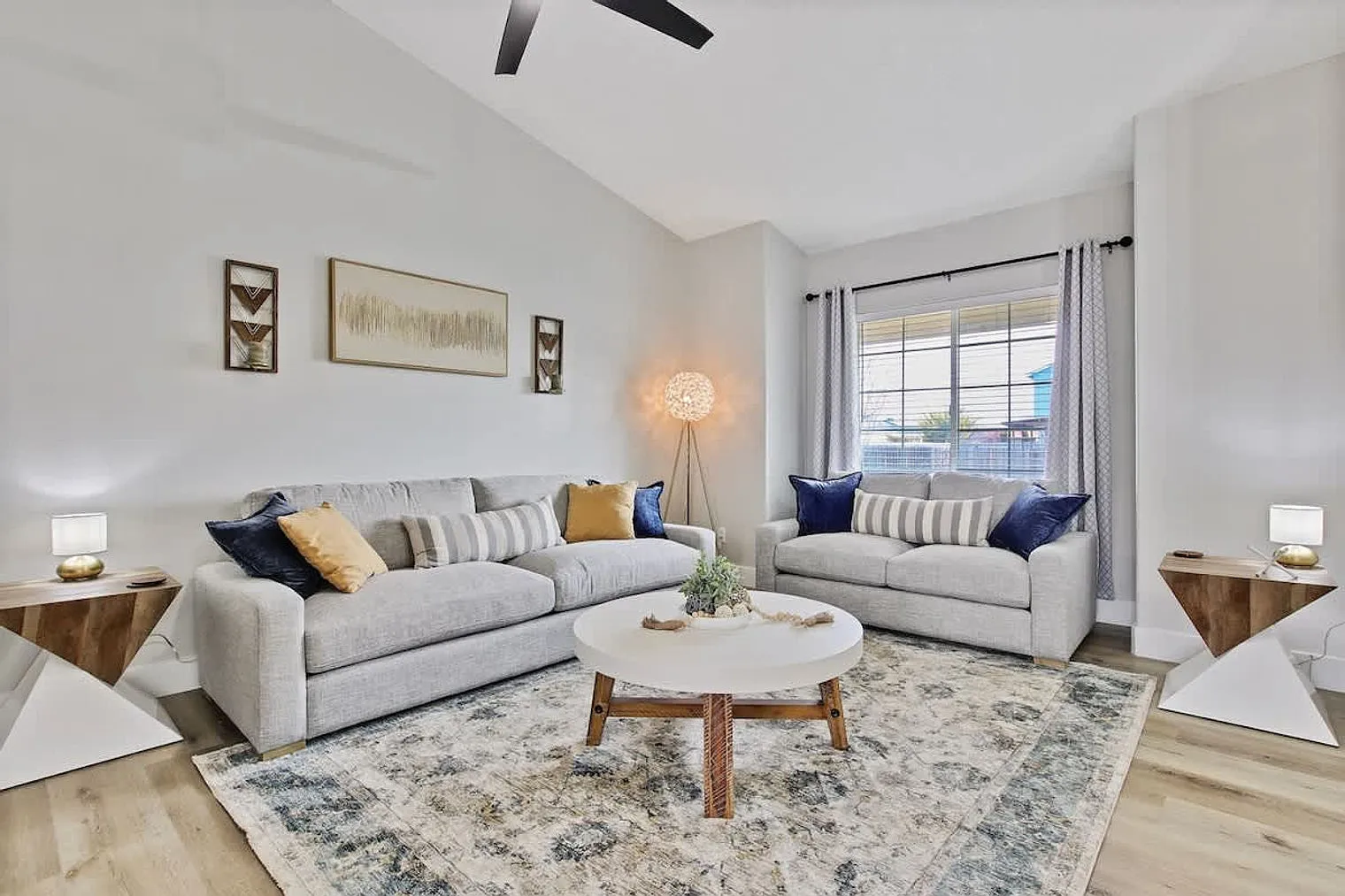 3 bed, 2.0 bath, $5,575 — Photo 1