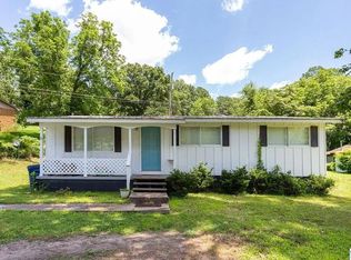 6015 Saks Rd, Anniston, AL 36206