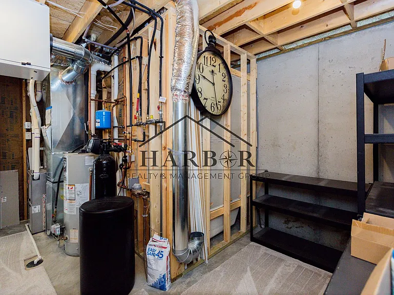 4144 Genevieve Ln NW — Photo 29