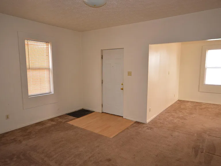 130 Roswell St — Photo 7