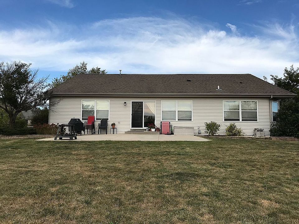 2nd image of W125S8592 Country View Ct