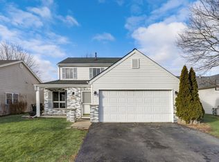 1390 Boa Trl, Carol Stream, IL 60188
