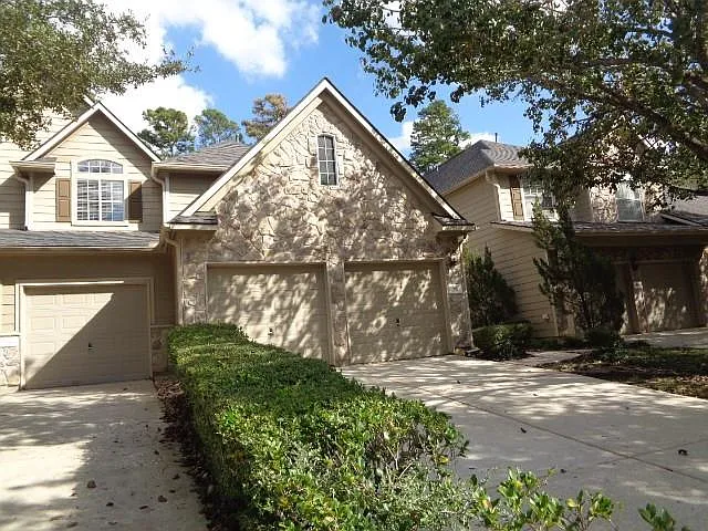 3 bed, 2.5 bath, 1728 sqft, $1,850 — Photo 1