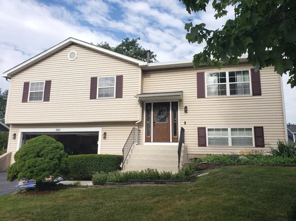 360 Homewood Dr, Bolingbrook, IL 60440
