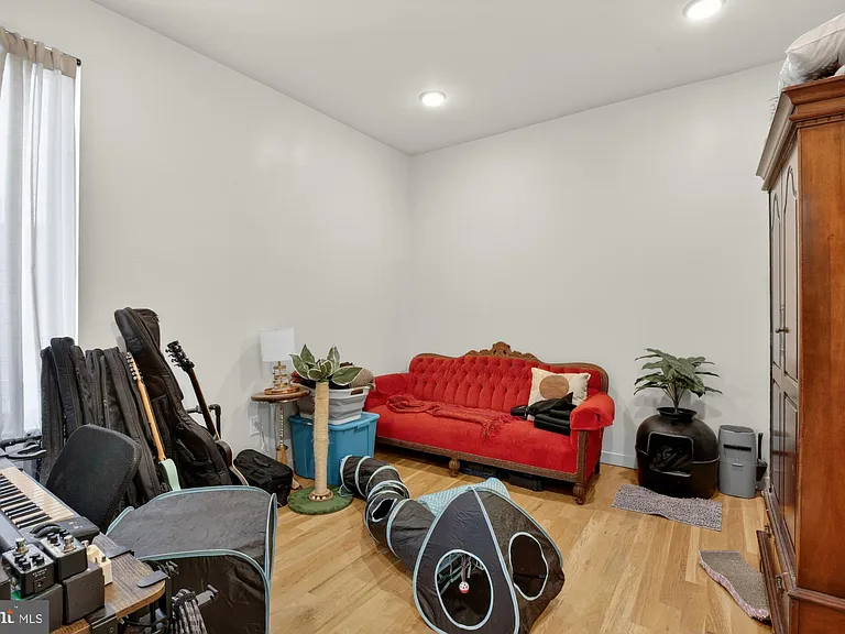 1737 N Howard St #3A — Photo 17