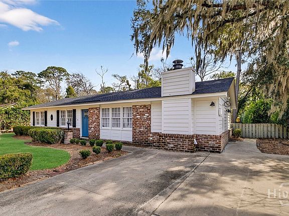 3rd image of 30 Cardinal Road