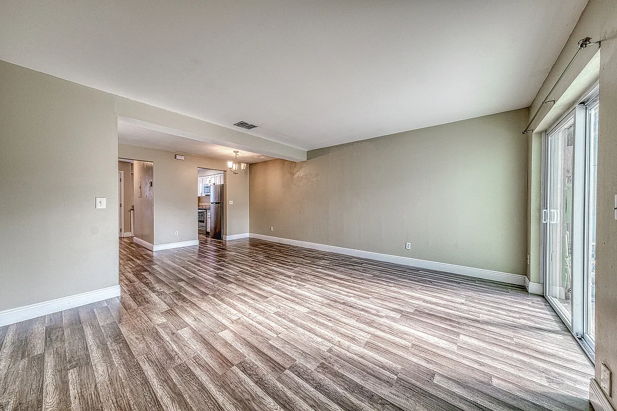 Building Photo - 283 Gardner Ln #1