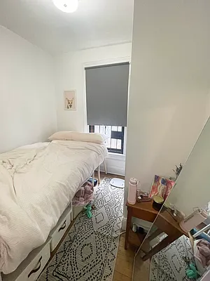 Rented by Jonis Realty | media 4