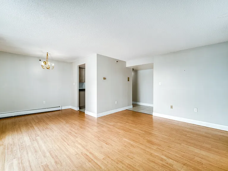 1157 Tower Rd — Photo 19