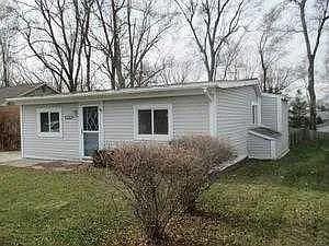 2321 Indiana Ave photo 1