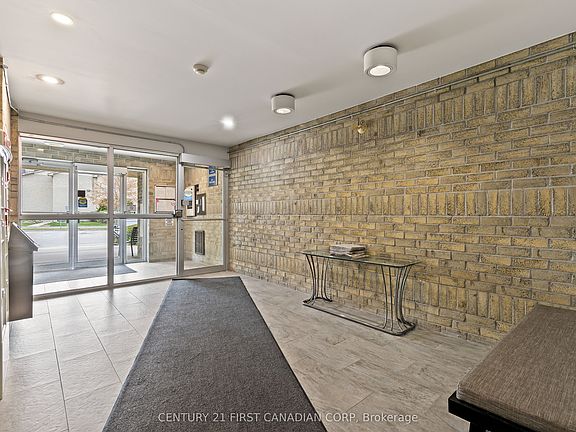3rd image of 729 Deveron Cres #109