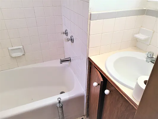 Rented by Virtual Real Estate | media 9