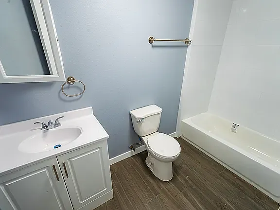 10374 Long Beach Blvd #6 — Photo 21