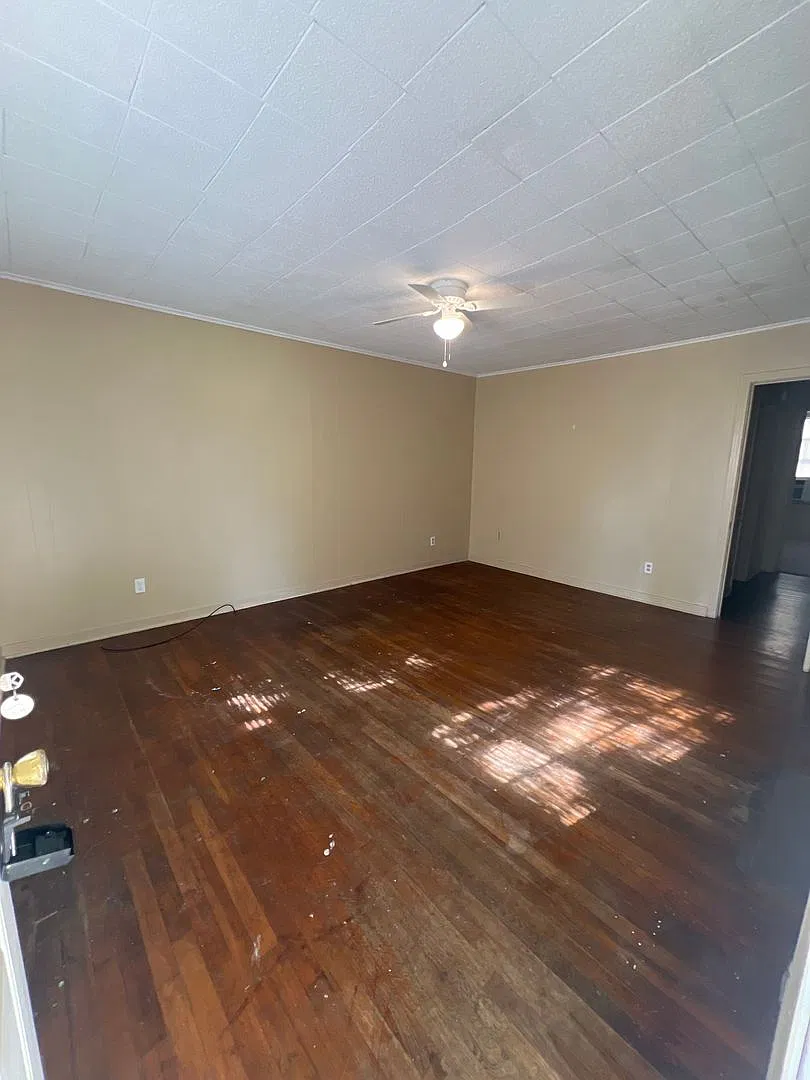 1 Bedroom 1 Bath Duplex for lease — Photo 1
