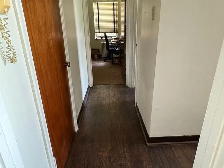 5600 5th Ave — Photo 122
