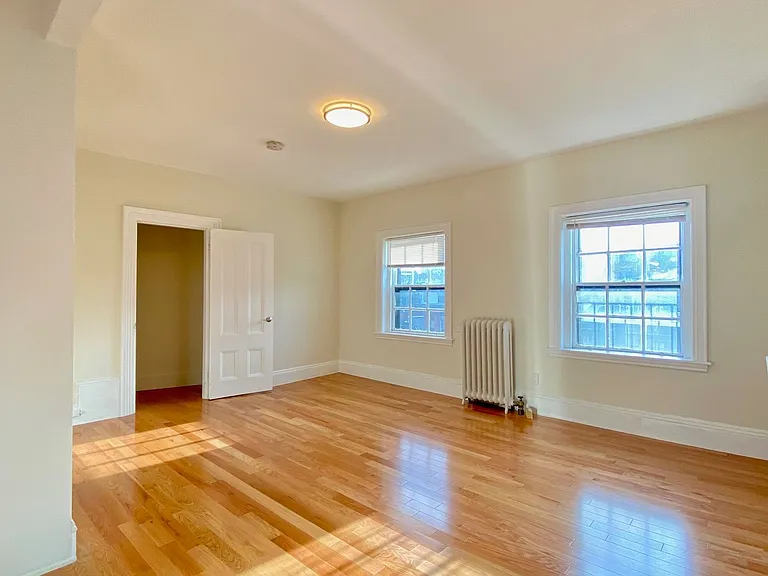 92 Charles St #5 — Photo 28