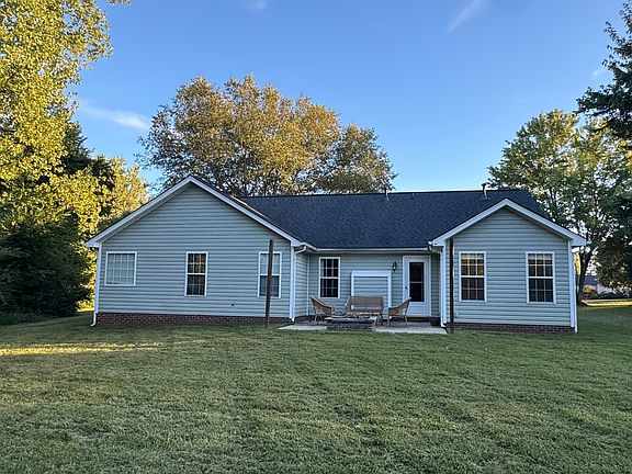 2nd image of 5049 Dresden Ct