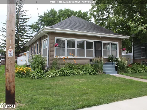 1013 Main Ave, Clear Lake, IA 50428