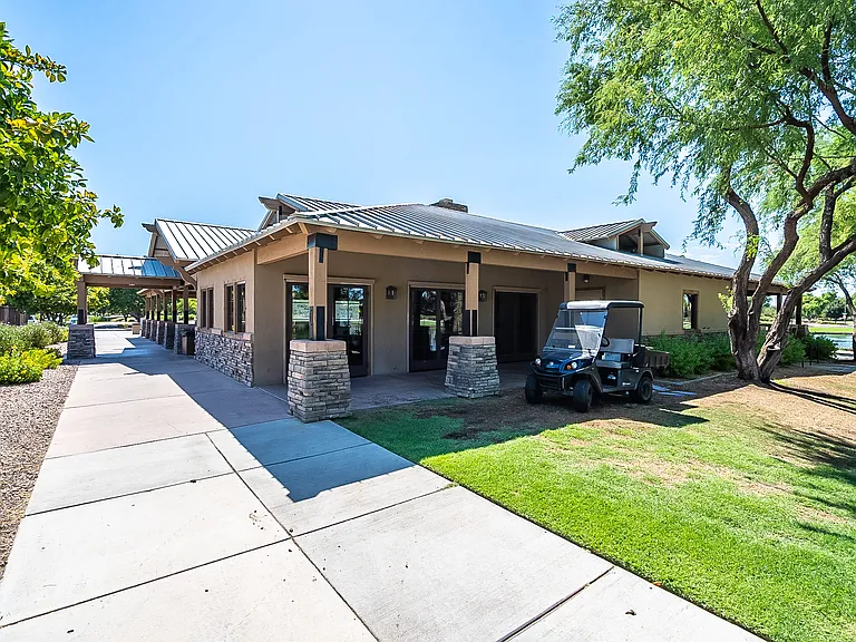 4203 E Los Altos Rd — Photo 48