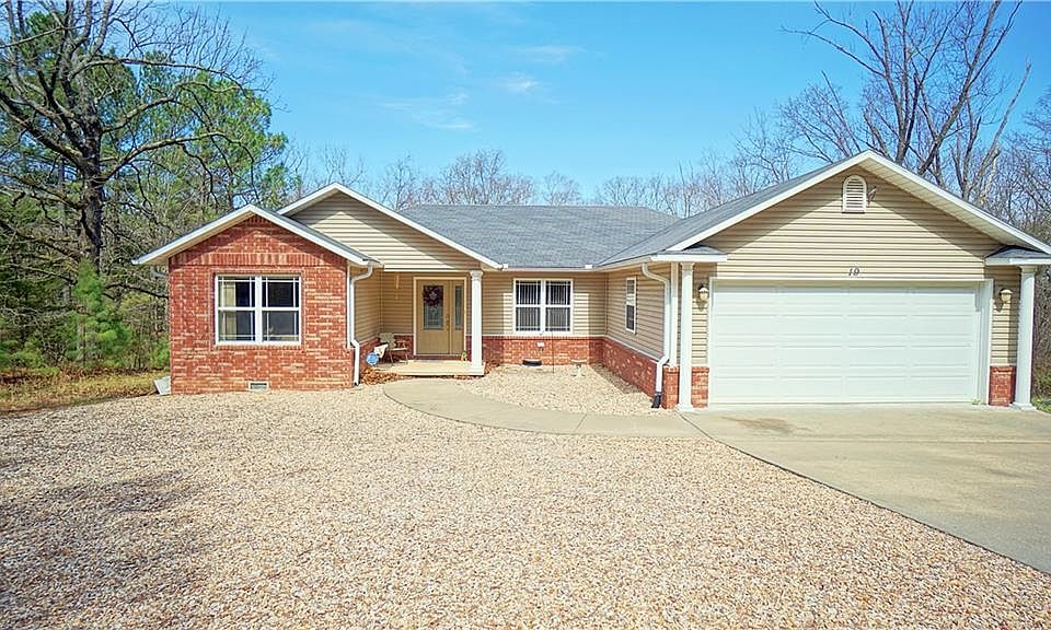 1st image of 19 Stirling Ln