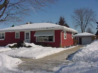 2415 26th Ave photo 1