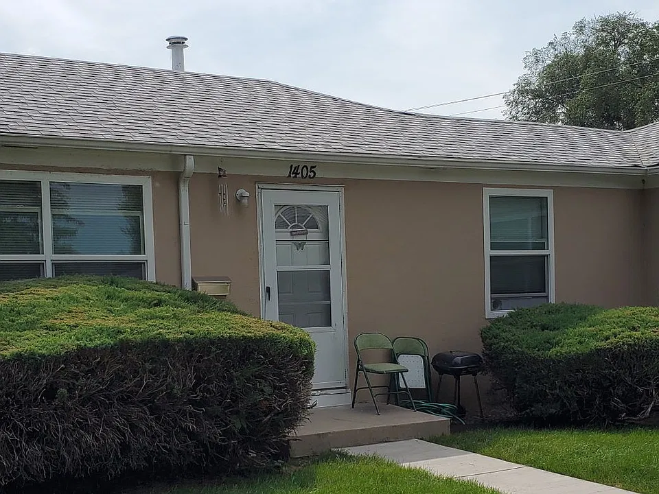 1401-07 E. Buena Ventura Street