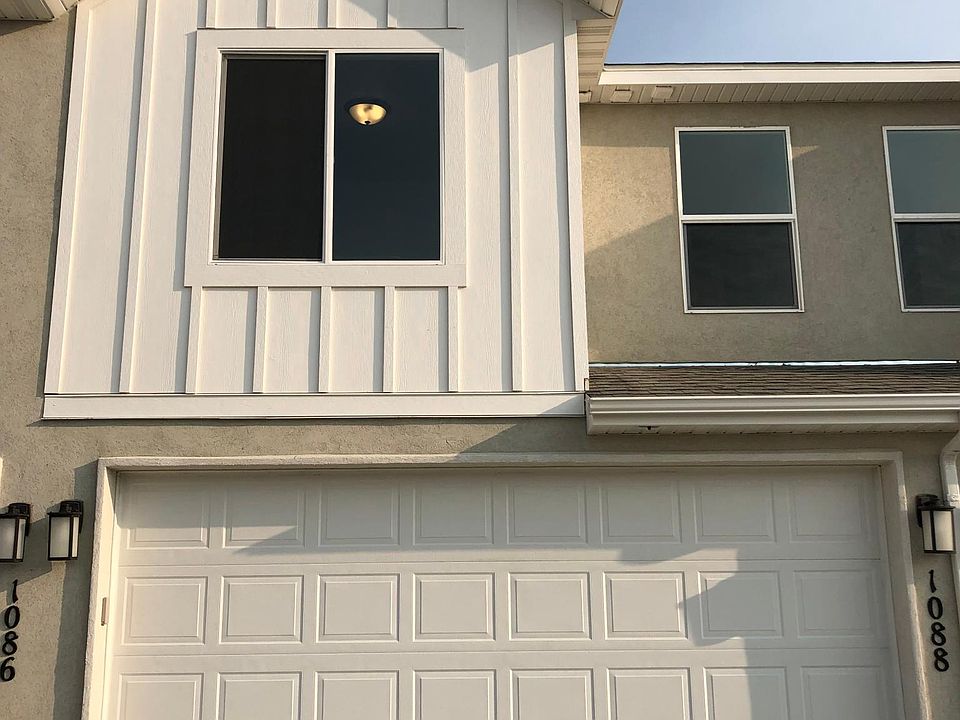 2nd image of 1088 E Seaside St S