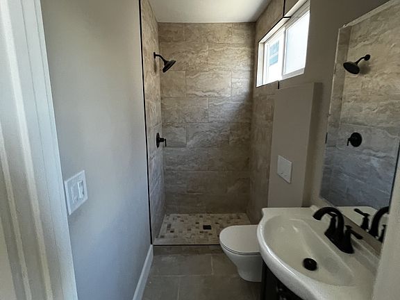 5th image of 543 W 88th St APT 4
