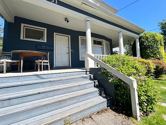3rd image of 3051 SE Belmont St #3