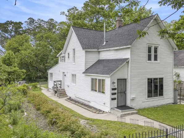 1188 Washington Ave #3, Muskegon, MI 49441