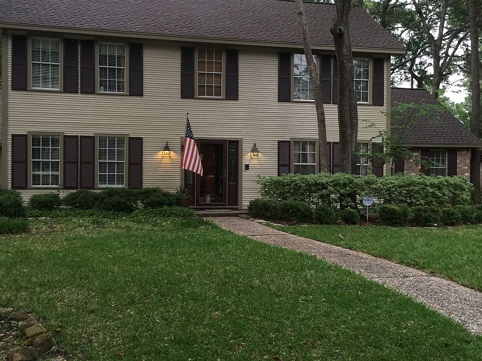 Fresh paint & new roof