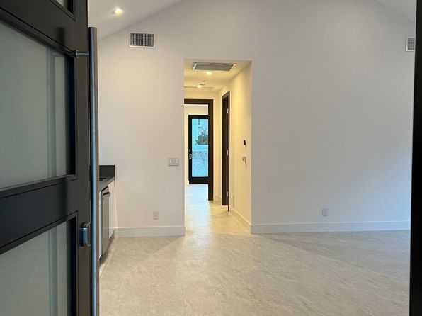 18802 Saratoga Los Gatos Rd