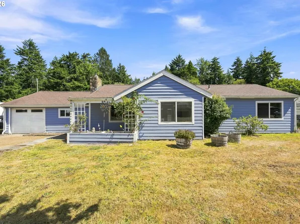 62941 Crown Point Rd, Coos Bay, OR 97420