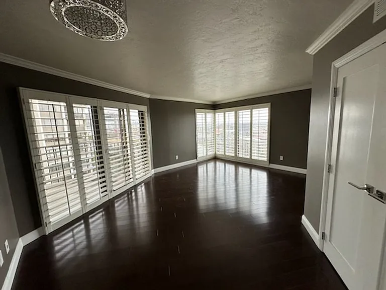 245 N Vine St #901 — Photo 16