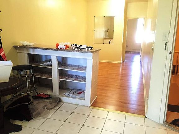 2nd image of 2659 30th St #2