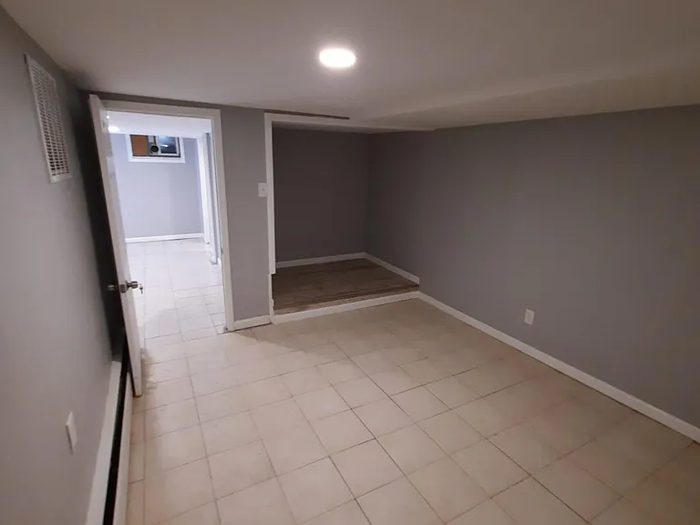 241 Griffith St #1 — Photo 6
