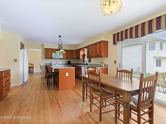 3rd image of 24265 W Eagle Chase Dr